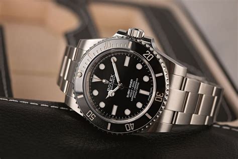 rolex 114060 vs 116610